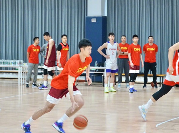 篮球力量训练计划表图片_0